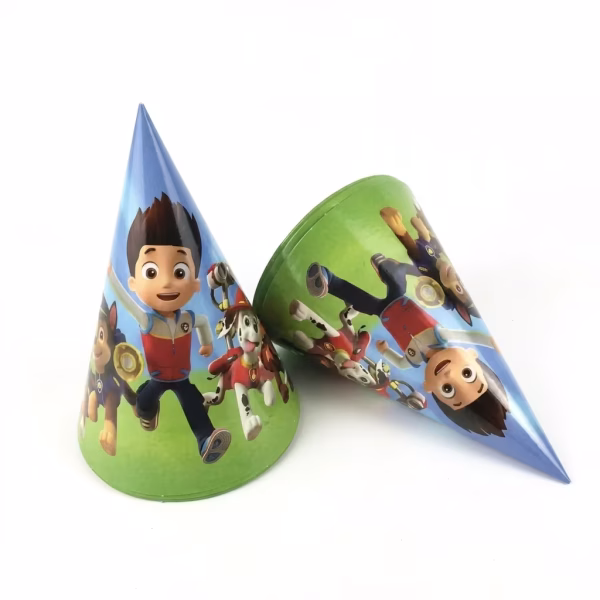 Set 5 Coifuri Patrula Catelusilor 20x14 cm Set de 5 coifuri pentru petrecere din carton, dimensiune 20 pe 14 cm, cu imprimeu Patrula Catelusilor ilustrandu-l pe Ryder si catelusii salvatori.