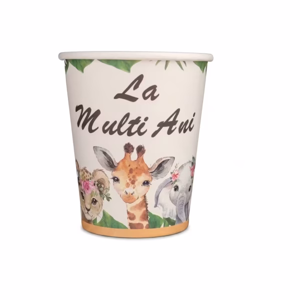 set 8 pahare safari 200 ml Set de 8 pahare din carton pentru petrecere, capacitate 200 ml. Design in stil acuarela cu animale de safari (girafa, elefant, pui de leopard cu flori) si textul La Multi Ani pe un fundal luminos.