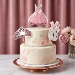 Set 3 toppere tort printesa si balerina, Carton Decoratiune eleganta pe un tort formata din set 3 toppere tort printesa si balerina carton