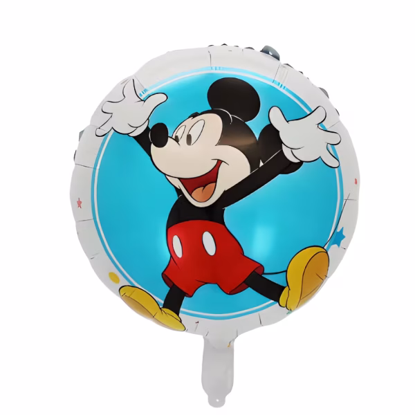Balon rotund din folie ilustrandu-l pe Mickey Mouse sarind vesel cu bratele ridicate pe un fundal central de culoare albastru deschis incadrat de o margine alba decorata cu mici stelute colorate