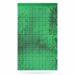 Perdea decorativa din folie metalizata culoarea verde, cu dimensiunea de 1 metru latime pe 2 metri lungime, avand un design decupat cu forme de cruciulite.