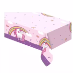 fata de masa party unicorn Fata de masa pentru petreceri din plastic cu tematica Unicorn Rainbow, asezata pe o masa dreptunghiulara, avand baza roz pastel cu inimioare si fluturi, iar marginile imprimate cu un unicorn alb si un curcubeu.