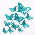 fluturi decorativi 3d turcoaz Set de 12 fluturi decorativi 3D de culoare turcoaz cu sclipici, in trei dimensiuni diferite, ideali pentru decoratiuni.