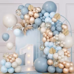 set ghirlanda 213 baloane albastru bej Kit pentru ghirlanda organica asimetrica formata din 213 baloane in nuante pastelate de albastru macaron, bleumarin retro, bej, sand white si baloane transparente cu confetti aurii, ideal pentru botezuri de baieti.