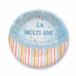 set 8 farfurii albastre la multi ani 18 cm Set de 8 farfurii mici din carton lucios pentru tort, dimensiune 18 cm. Design elegant cu nuante pastelate: jumatatea de sus albastru deschis cu buline, jumatatea de jos cu dungi roz si aurii, cu textul La Multi Ani.