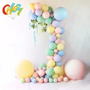 SET GHIRLANDA CU BALOANE MACARONS MULTICOLORATE