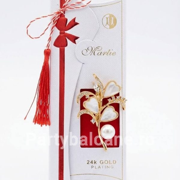 Broșă Floare Sidefată cu Inimi și Perlă Placată cu Aur 24K (5 cm) Martisor brosa floare cu elemente sidefate in forma de inima