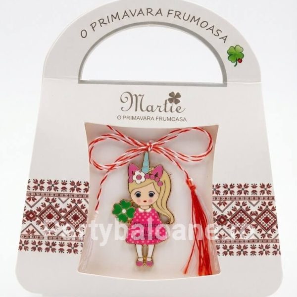 Mărțișor Broșă Fetiță Păpușica lu' Mămica 3cm - Cadou 1 Martie Martisor brosa metalica fetita Papusica lu Mamica 3 cm in ambalaj traditional tip gentuta de 1 Martie