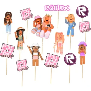 Set 15 Toppere Tort Roblox Girl din Carton (6-14 cm) Un set generos de 15 toppere din carton pentru decorarea tortului si a candy bar-ului