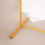 Arcada Metalica Dreptunghiulara Suport Baloane Auriu Premium 160x210 cm Suport cadru metalic dreptunghiular de culoare aurie, dimensiuni 160x210 cm, sistem prindere cu clips, excelent pentru aranjamente foto moderne si decoruri florale.