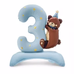 Balon Folie 3D Stativ Cifra 3 Bleu cu Ursulet 91 cm Balon din folie 3D de sine statator in forma de cifra 3 bleu baby blue cu stelute aurii si ursulet maro cu coif de petrecere dimensiune 91 cm.