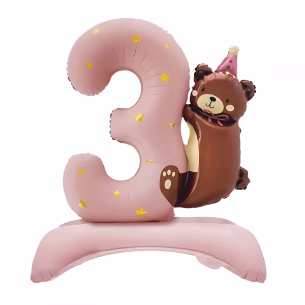 Balon Folie 3D Stativ Cifra 3 Roz cu Ursulet 91 cm Balon din folie 3D de sine statator in forma de cifra 3 roz pudrat cu stelute aurii si ursulet maro cu coif si papion roz dimensiune 91 cm.