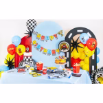 Banner Happy Birthday Tematica Racing Masini de Curse 220x17 cm Banner Happy Birthday din carton cu tematica racing masini de curse, litere colorate cu baza in carouri alb-negru, include 2 steaguri de finish si un trofeu de campion, 220x17 cm.