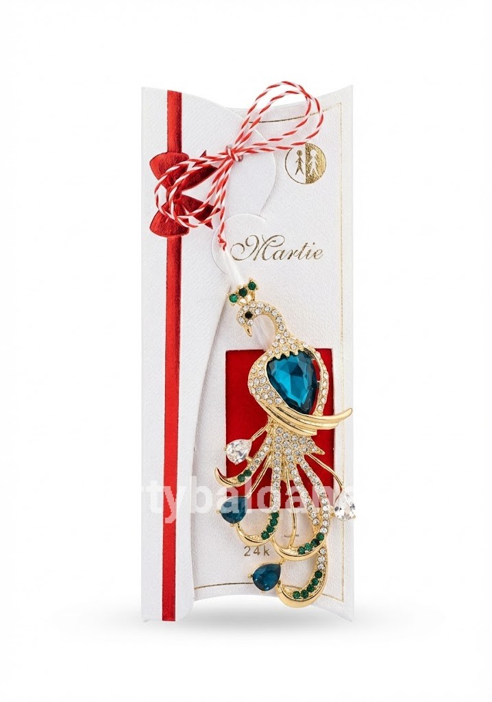 Mărțișor Broșă Păun Placată Aur 24K Cristale (8cm) - Cadou Premium Martisor premium brosa forma de paun placata cu aur 24K cu cristal mare albastru si pietre multicolore pe coada in cutie cadou alba