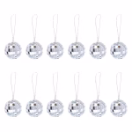 Set 12 Mini Globuri Disco Oglinda Argintie 3 cm Set 12 mini globuri disco cu oglinda argintie, diametru 3 cm, prevazute cu agatatoare pentru decor petreceri si torturi.