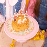 Set 6 Lumanari Tort Tematica Cai si Ponei Set de 6 lumanari pentru tort in forma de capete de cai si ponei in nuante blande pastelate