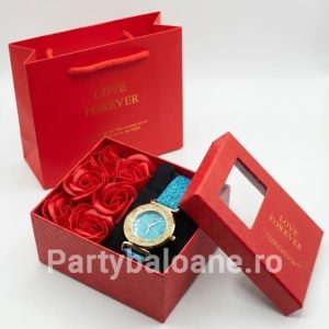 Set Cadou Premium Ceas Elegant Bleu de Damă și Trandafiri de Săpun Parfumați (Include Pungă Cadou)