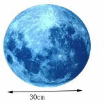 Sticker decorativ luna fosforescenta albastra 30 cm Sticker decorativ luna fosforescenta albastra aplicat pe perete si iluminat in intuneric