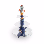 Suport pentru Briose si Prajituri Tematica Astronaut Cosmos Premium 46x34 cm Suport supraetajat din carton pentru prajituri si briose, tematica spatiu cosmic si astronauti, prevazut cu racheta 3D in varf si tavi cu finisaj argintiu lucios, 46x34 cm.