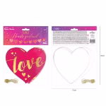 Ghirlanda cu Inimi Love 17x200 cm Ghirlanda decorativa formata din inimi de carton roz si rosii cu mesajul love auriu pentru petreceri romantice.