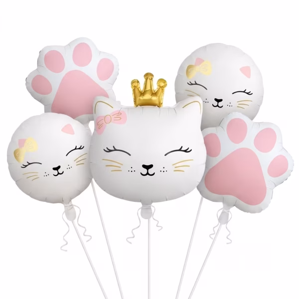set 5 baloane folie pisica ivory Set format din 5 baloane din folie metalizata cu tematica pisica, culoarea ivory. Piesa centrala este un cap de pisicuta cu coronita aurie, incadrat de 2 baloane cu imprimeu labuta si 2 baloane rotunde cu chip de pisica.