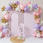 set ghirlanda baloane mov roz si auriu Arcadă asimetrică realizată din set ghirlandă baloane mov pastel, roz, alb și auriu chrome pentru petreceri