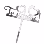 Detaliu topper tort te iubesc din plexiglas argintiu oglinda cu doua inimi decupate silver mirror