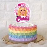 topper tort personalizat barbie Topper tort personalizat Barbie cu numele Carla pe un tort decorat cu crema in culorile pastelate ale curcubeului