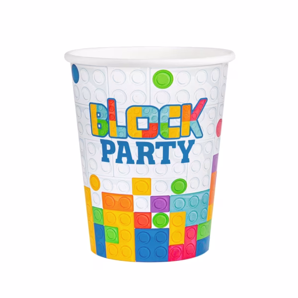 Set 6 Pahare Carton Lego Blocks 220ml Un pahar din carton alb decorat cu piese de constructie tip Lego in culori vii si textul central Block Party.