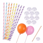 Set 10 Bete Baloane Carton Cu Rozeta 40 cm Set compus din 10 bete pentru baloane realizate din carton dur presat cu imprimeu in dungi multicolore si 10 rozete din plastic transparent pentru fixare.