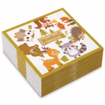 set 20 servetele woodland 33x33cm Pachet de servetele de hartie cu tematica woodland, decorate cu animale dragalase ale padurii, precum ursulet, caprioara, vulpe si bufnita, pe fundal alb cu chenar auriu-mustar.