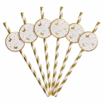 Set 6 Paie Carton La Multi Ani 20 cm Set de 6 paie din carton cu dungi albe si aurii decorate cu un medalion rotund cu buline pastel fluturi aurii si mesajul La Multi Ani.