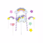 Set complet de toppere pentru tort: un unicorn zburător, o arcadă curcubeu cu textul La Mulți Ani pe două bețe tip pai, stele căzătoare, inimi și steluțe colorate.