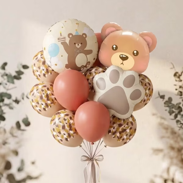 Buchet festiv format din 13 piese cu baloane ursulet din folie baloane rotunde labuta si baloane latex in nuante de claypink si desert sand