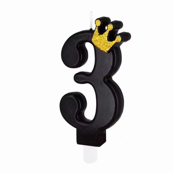 Cifra trei sub forma de lumanare pentru tort realizata in nuanta neagra accesorizata cu o coroana aurie.