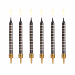 Lumanari Negre Cu Dungi Aurii Set 12 Bucati Sase lumanari negre aprinse decorate cu dungi orizontale aurii si fixate in suporturi elegante asortate