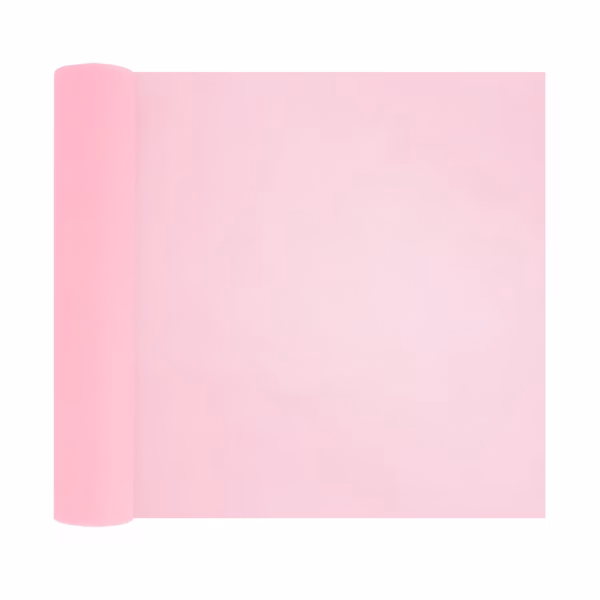 Rola Tul Roz Pudrat Simplu 30cm x 9m Rola de tul roz pudrat simplu desfacuta partial pentru a arata culoarea delicata si transparenta eleganta pe un fundal alb