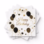 Set de servetele de masa pe fundal alb ilustrand central mesajul elegant Happy Birthday scris cu auriu, incadrat de un aranjament circular din baloane negre, albe si aurii cu sclipici, alaturi de stele si confetti