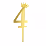 Topper pentru tort reprezentând cifra 4, realizat din acril auriu lucios, decorat în partea de sus cu o coroniță tridimensională din glitter auriu.