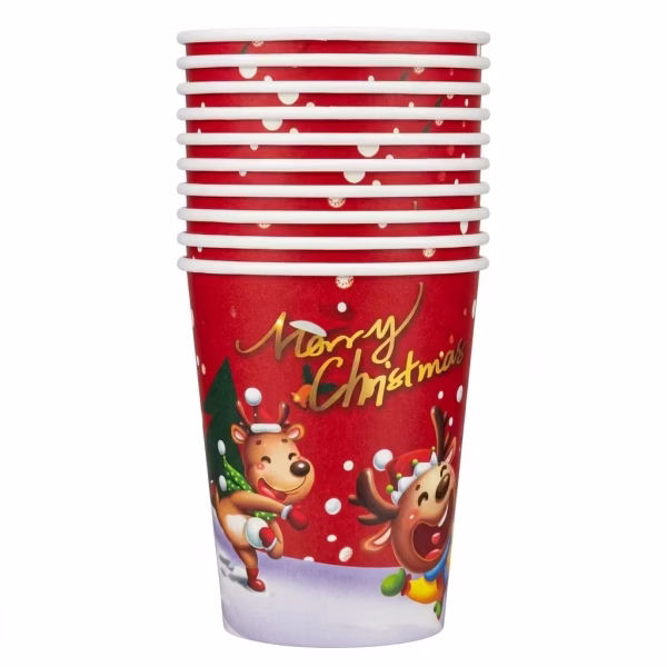 Pahar din carton de 250 ml cu fundal rosu, ilustrand reni haiosi de desene animate purtand fulare si manusi de iarna, care se joaca aruncand cu bulgari de zapada