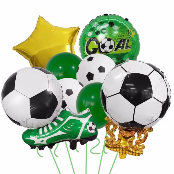Un buchet tematic din 8 baloane pentru petreceri, incluzând baloane din folie sub formă de minge pe cupă aurie, minge cu gheată sport verde, stea aurie, un balon rotund verde cu textul GOAL și baloane din latex asortate